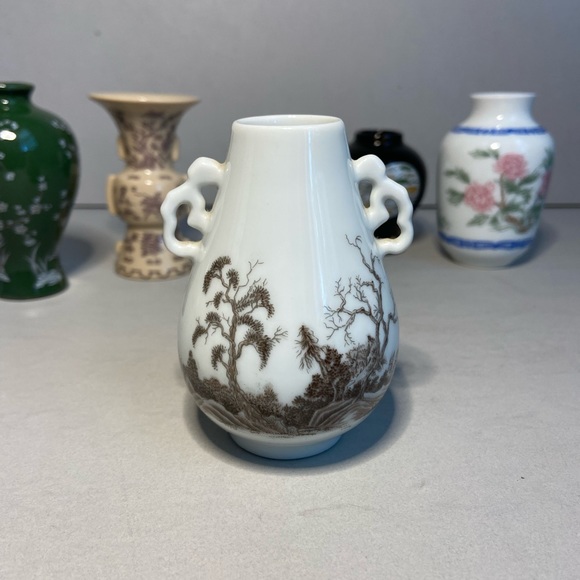 Franklin Mint FP Japan Miniature Vases - Picture 5 of 12